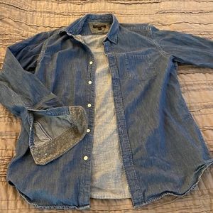 Men’s jean long sleeve button down
